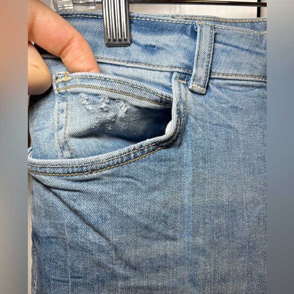 Zara - Skinny Jeans With A Cut at the Battom - Picture 5 of 11